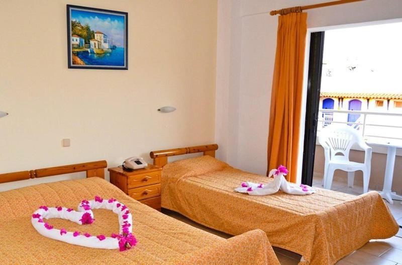 Hotel Niko Elen Stalida Habitación foto